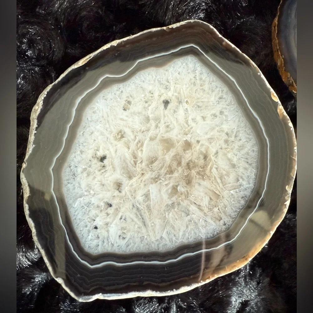 Agate Quartz Slice Tieback /Wall Hook Set Of 2
